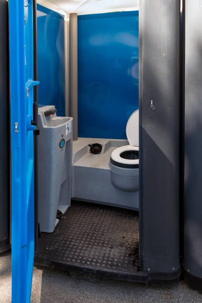 Best High-end porta potty rental  in Chatsworth, GA